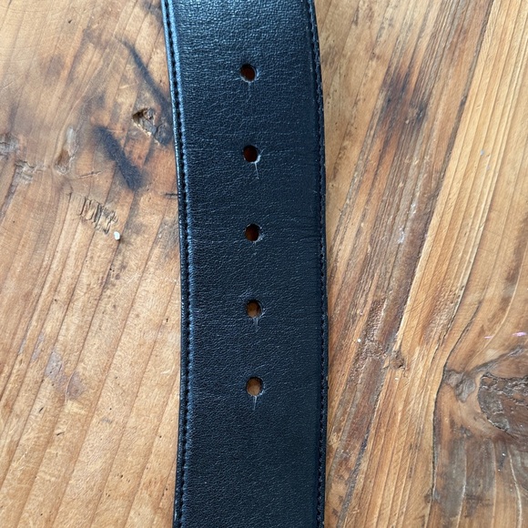 Vintage Donna Karan Black leather Belt with oversized Gold Accent buckle… GUC, main image 7